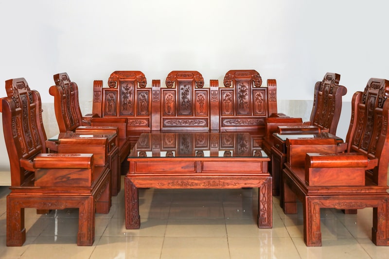 Bộ bàn ghế Như Ý đầu Voi gỗ Hương đá