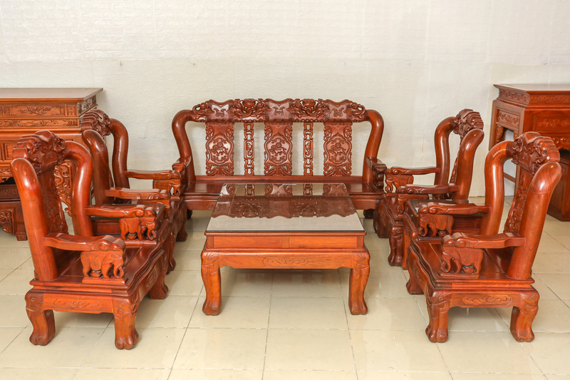 Bộ bàn ghế Quốc Voi gỗ Hương đỏ